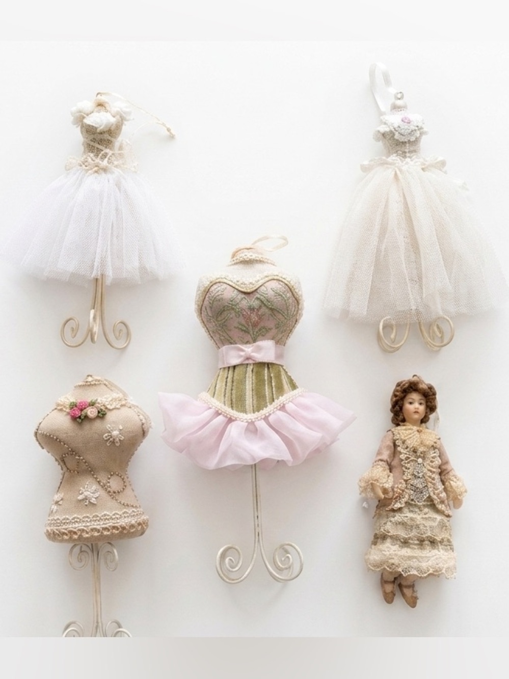 Vintage Style Decorative Dress Form Ornaments Set Of 5 White Decor